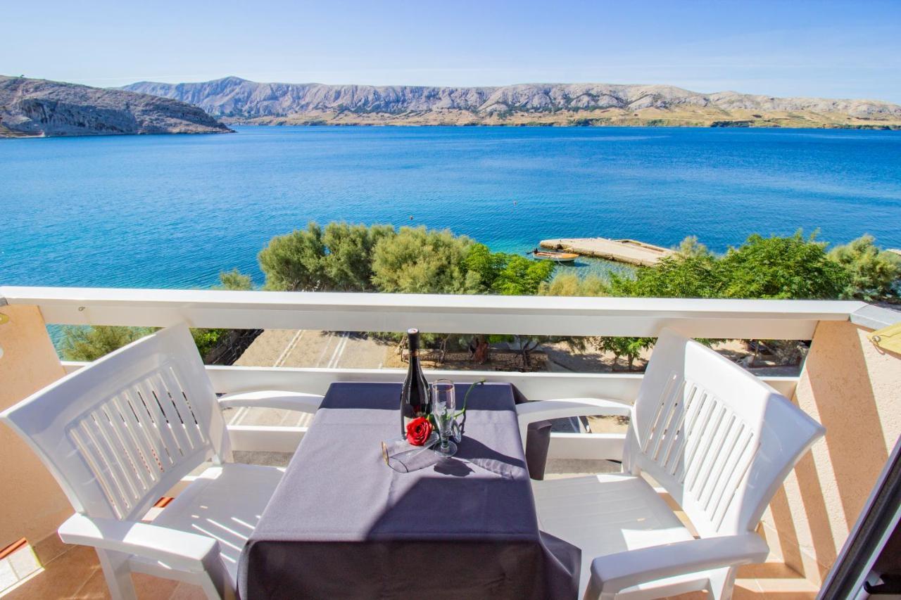 Апартаменты Galapagus Privat Beach & Boat Dock Метайна Экстерьер фото